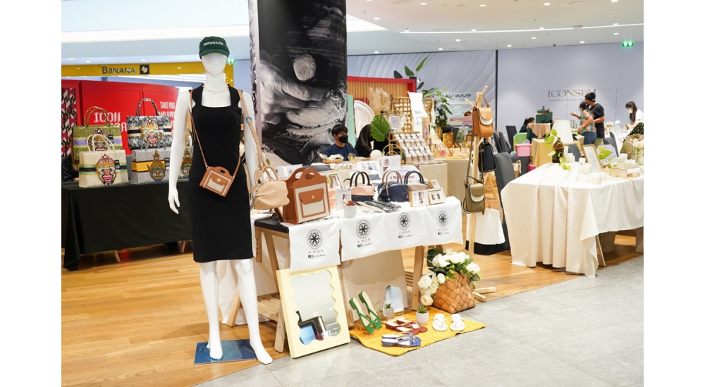 Siam Piwat taps Korean culture with Carlyn pop-up store